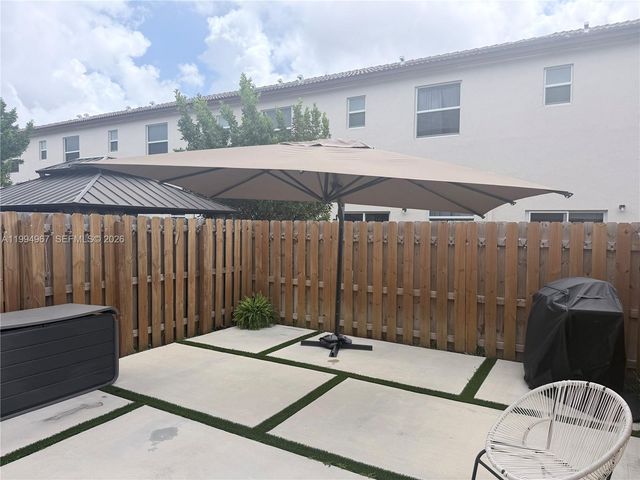 12107 NW 24th Pl, Miami, FL 33167