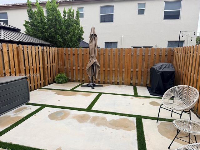 12107 NW 24th Pl, Miami, FL 33167