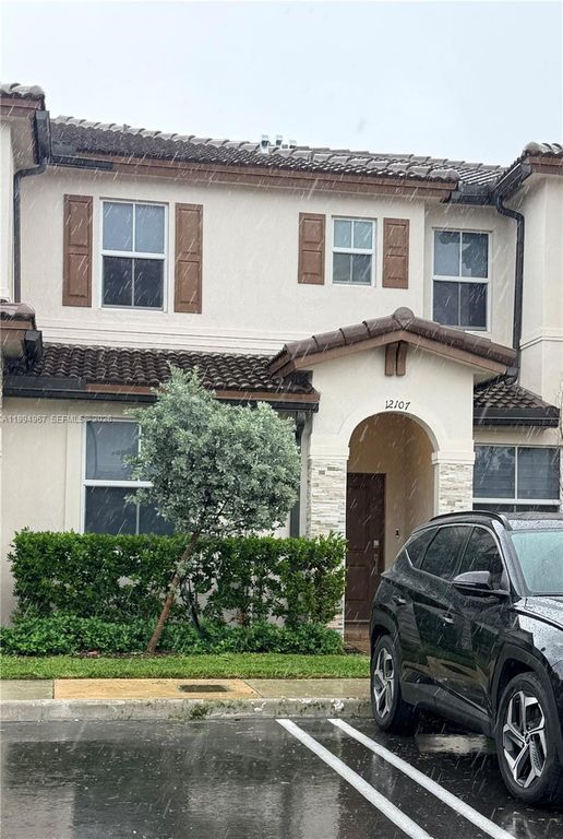 12107 NW 24th Pl, Miami, FL 33167