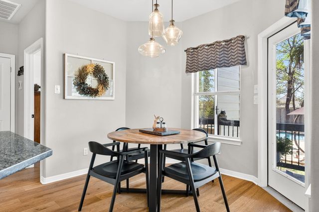 137 Ridgewood CV, Georgetown, TX 78633