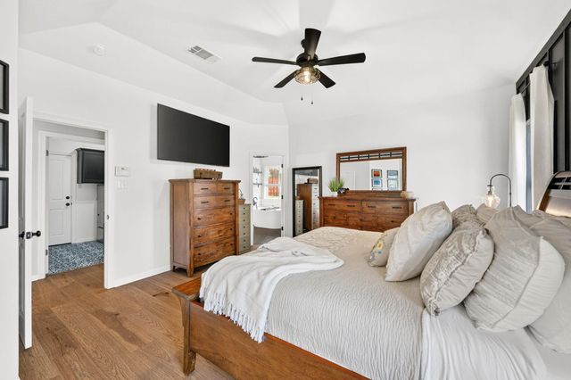 137 Ridgewood CV, Georgetown, TX 78633