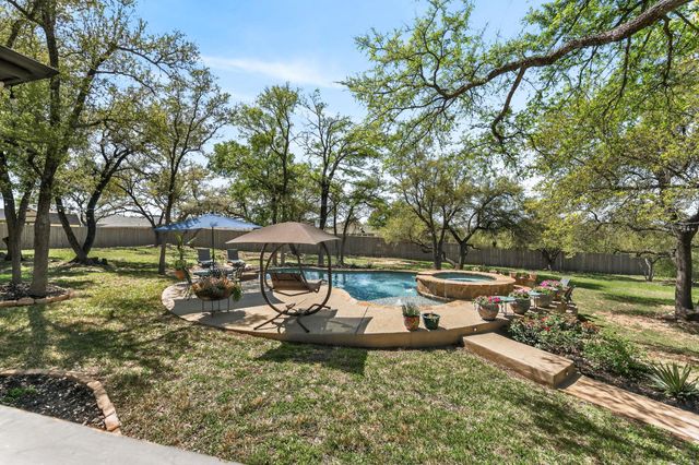 137 Ridgewood CV, Georgetown, TX 78633