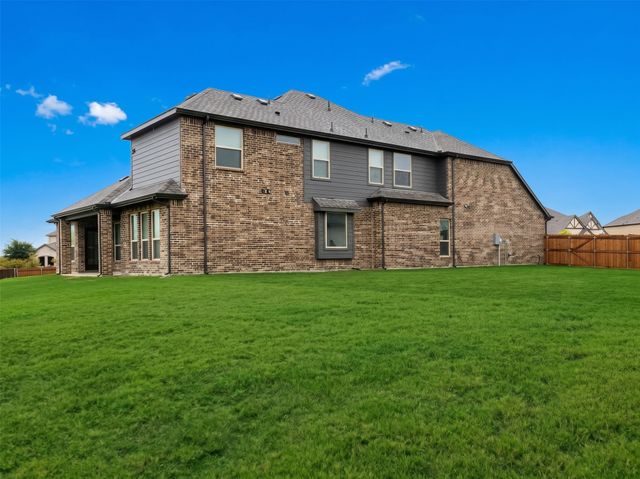 1801 Hidden Creek Drive, Midlothian, TX 76065