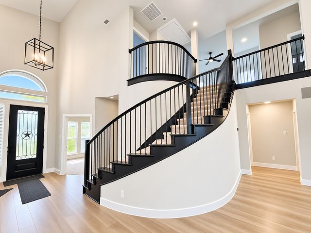 1801 Hidden Creek Drive, Midlothian, TX 76065