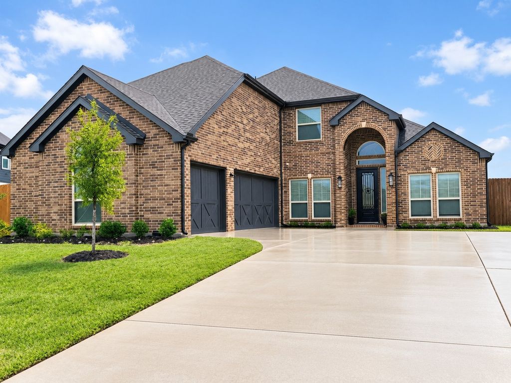 1801 Hidden Creek Drive, Midlothian, TX 76065