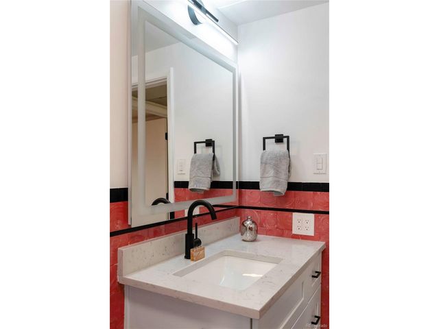 2636 Julian St, Denver, CO 80211
