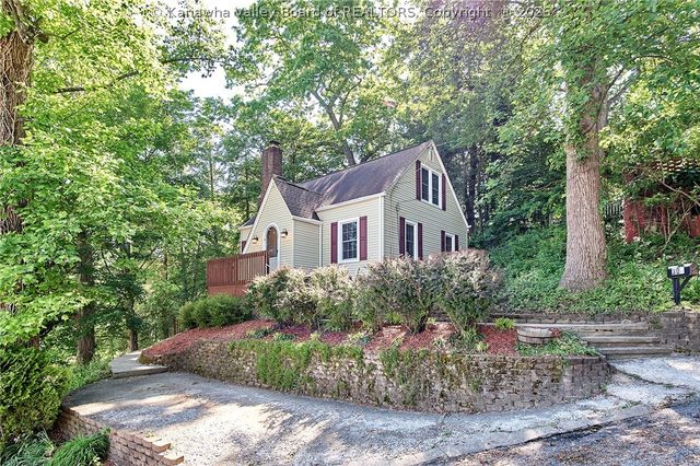 308 Macon Street, South Charleston, WV 25303