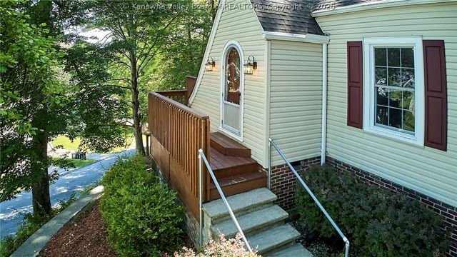 308 Macon Street, South Charleston, WV 25303