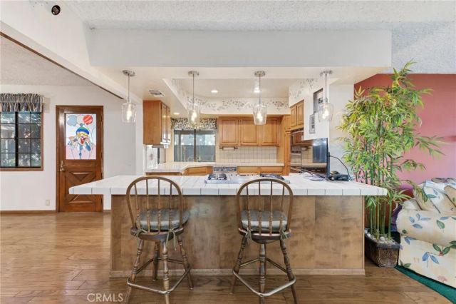 613 N California, Burbank, CA 91505