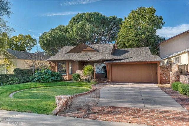 613 N California, Burbank, CA 91505