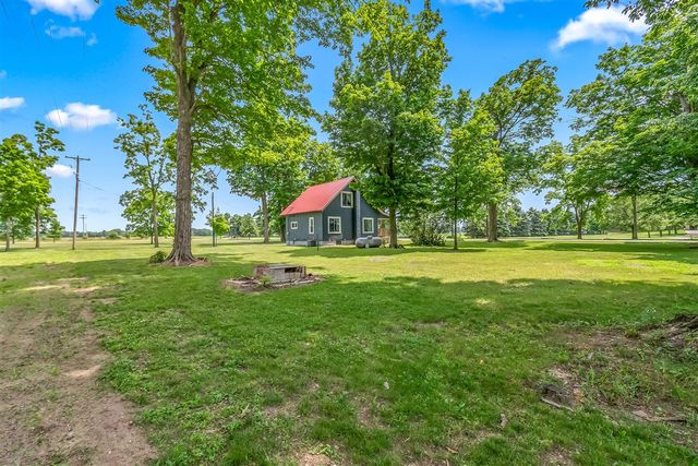 1052 Carpenter Road, Bronson, MI 49028