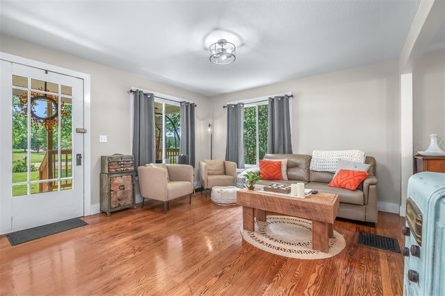 1052 Carpenter Road, Bronson, MI 49028