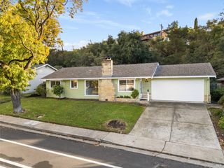 1541 Redwood St, Vallejo, CA 94590