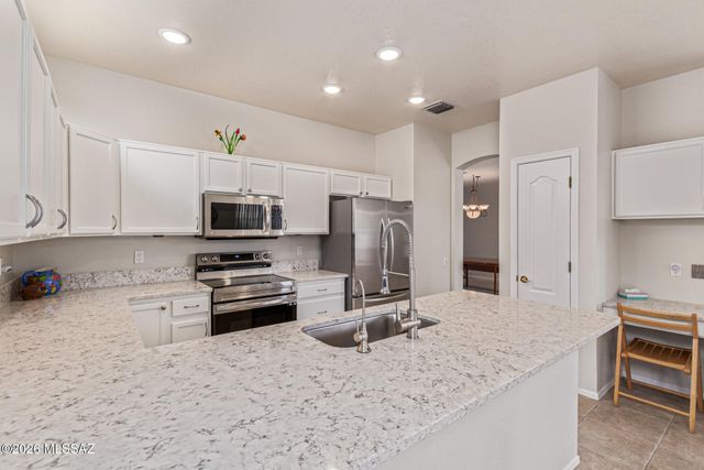 3231 W Northern Cross Trail, Tucson, AZ 85742