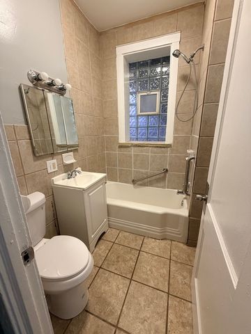 7700 S Green Street 1, Chicago, IL 60620