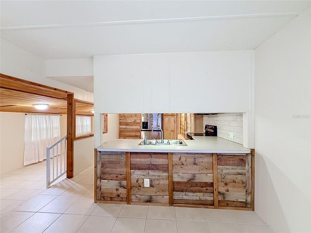 1514 RIDGE ROAD, Tavares, FL 32778