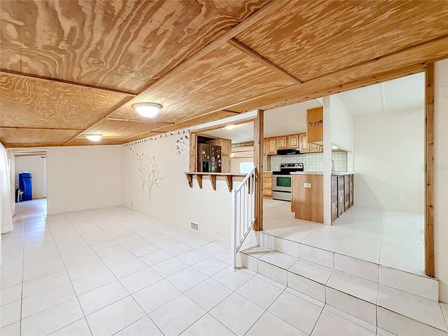 1514 RIDGE ROAD, Tavares, FL 32778