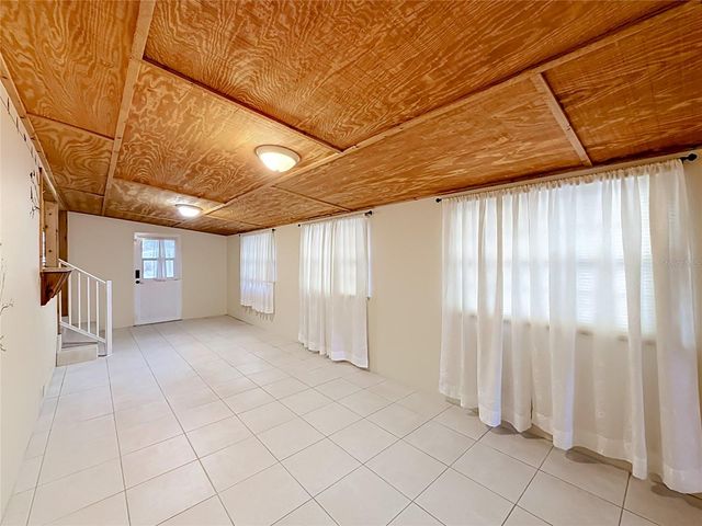 1514 RIDGE ROAD, Tavares, FL 32778