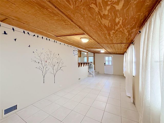 1514 RIDGE ROAD, Tavares, FL 32778