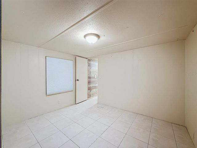 1514 RIDGE ROAD, Tavares, FL 32778