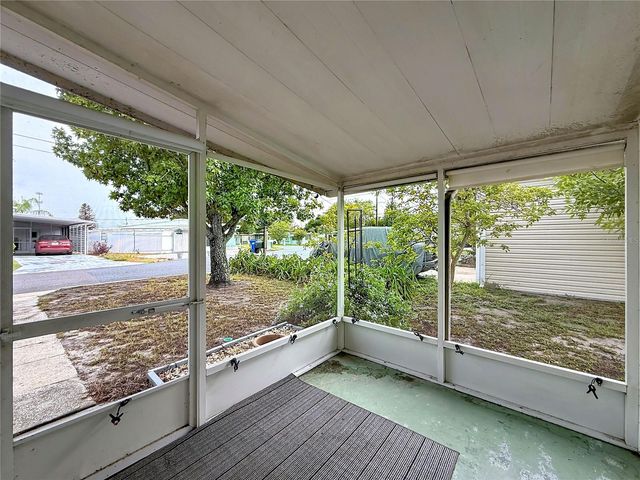 1514 RIDGE ROAD, Tavares, FL 32778
