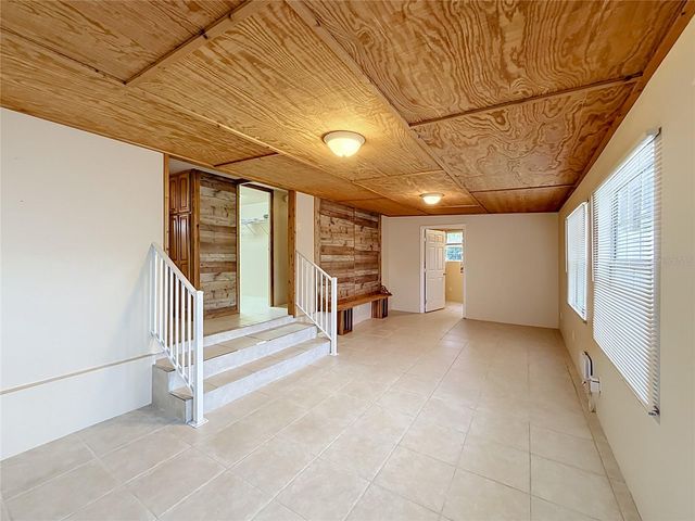 1514 RIDGE ROAD, Tavares, FL 32778