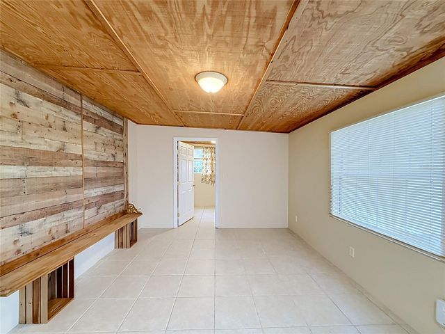 1514 RIDGE ROAD, Tavares, FL 32778