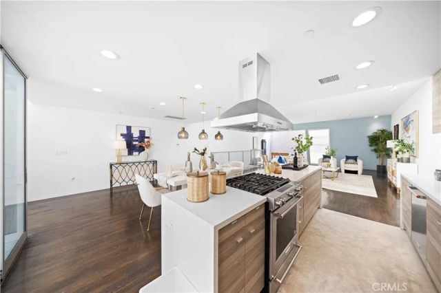 719 Venice Boulevard, Venice, CA 90291