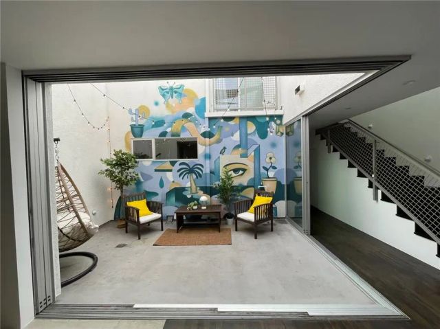 719 Venice Boulevard, Venice, CA 90291