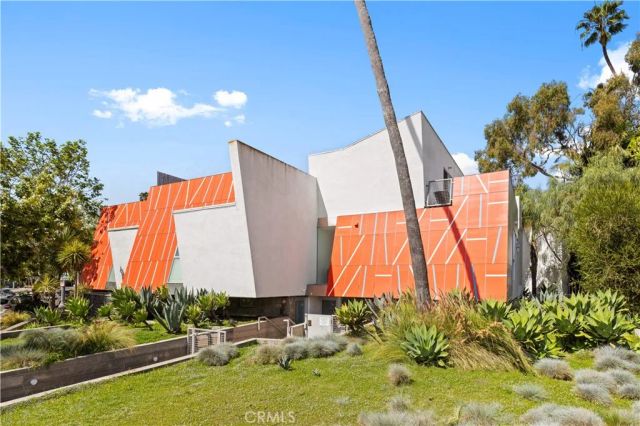 719 Venice Boulevard, Venice, CA 90291