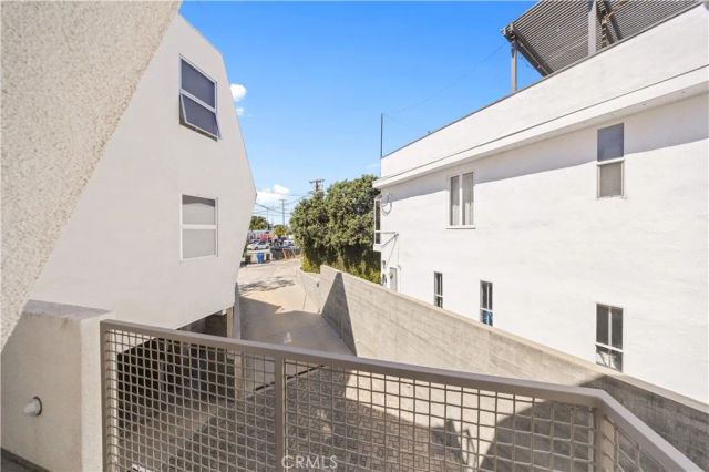 719 Venice Boulevard, Venice, CA 90291