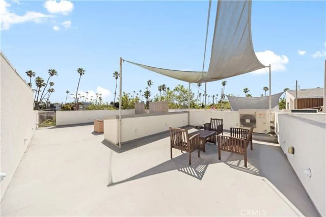 719 Venice Boulevard, Venice, CA 90291