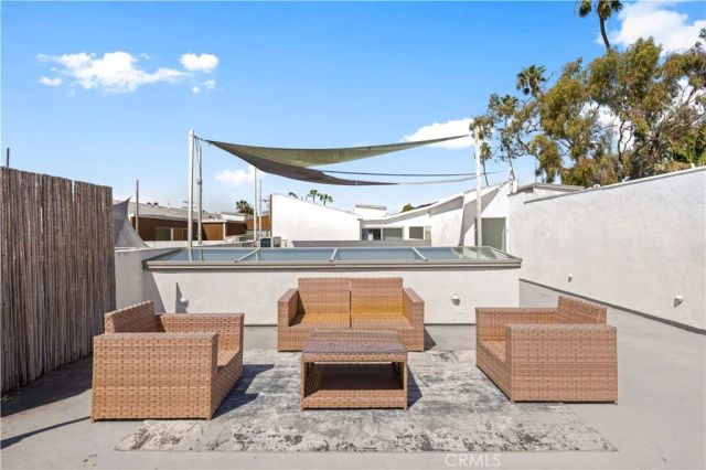 719 Venice Boulevard, Venice, CA 90291