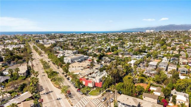 719 Venice Boulevard, Venice, CA 90291