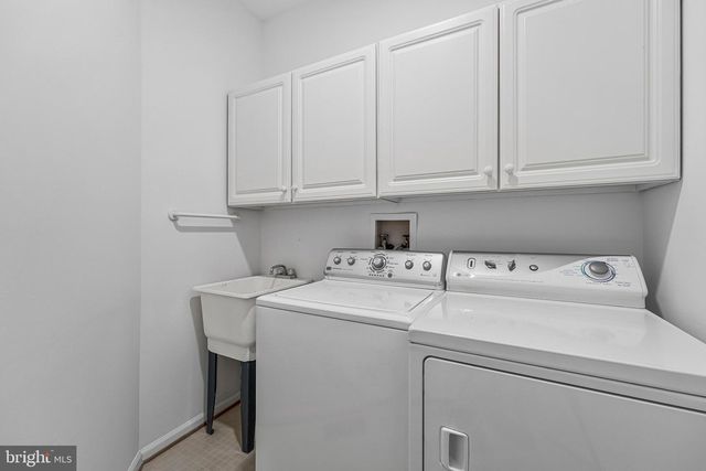 10003 DONAL LN, Vienna, VA 22181