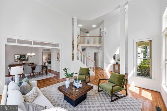 10003 DONAL LN, Vienna, VA 22181