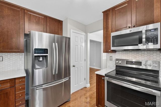 234 Westridge Parc Lane, Ellisville, MO 63021