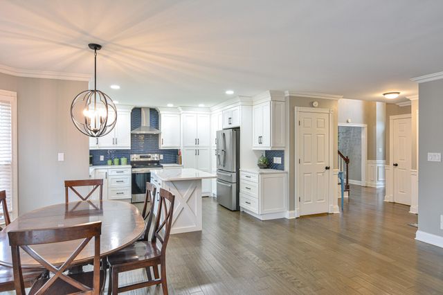 1165 Chetford Drive, Lexington, KY 40509