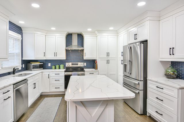 1165 Chetford Drive, Lexington, KY 40509