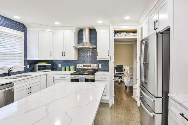 1165 Chetford Drive, Lexington, KY 40509