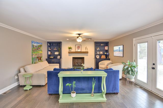 1165 Chetford Drive, Lexington, KY 40509