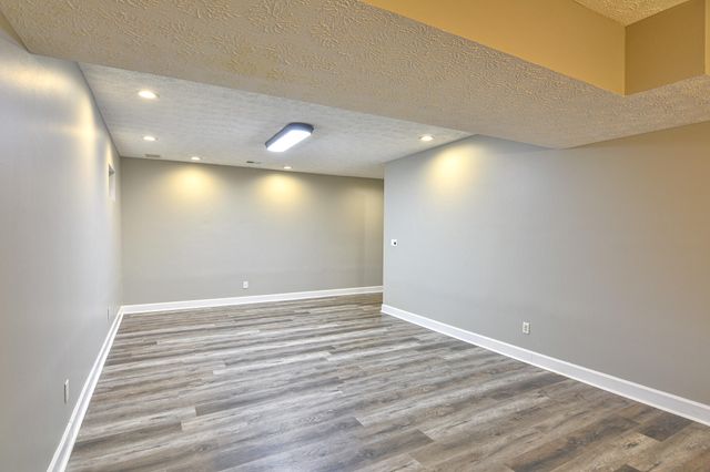 1165 Chetford Drive, Lexington, KY 40509