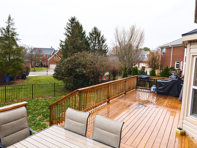 1165 Chetford Drive, Lexington, KY 40509