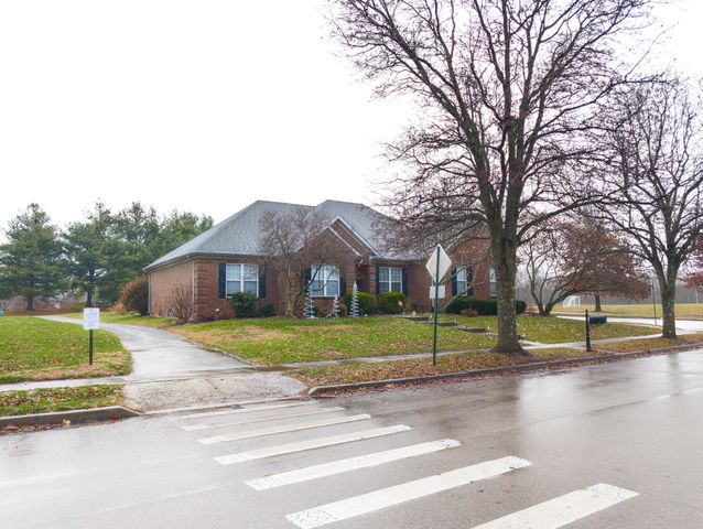 1165 Chetford Drive, Lexington, KY 40509