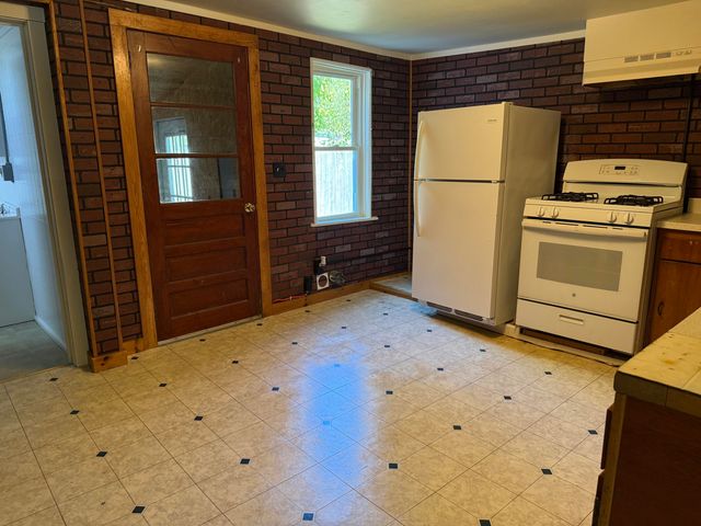 18 Hill Street, Keeseville, NY 12944