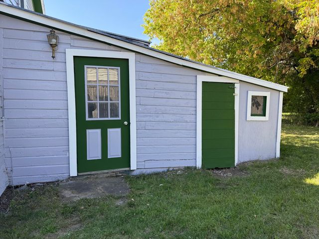 18 Hill Street, Keeseville, NY 12944