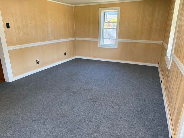 18 Hill Street, Keeseville, NY 12944