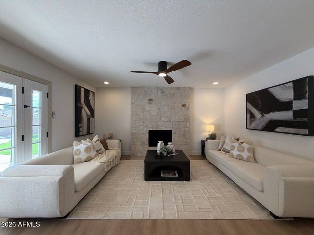 4939 E SWEETWATER Avenue, Scottsdale, AZ 85254