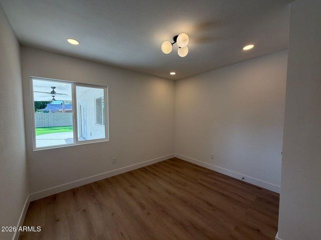 4939 E SWEETWATER Avenue, Scottsdale, AZ 85254