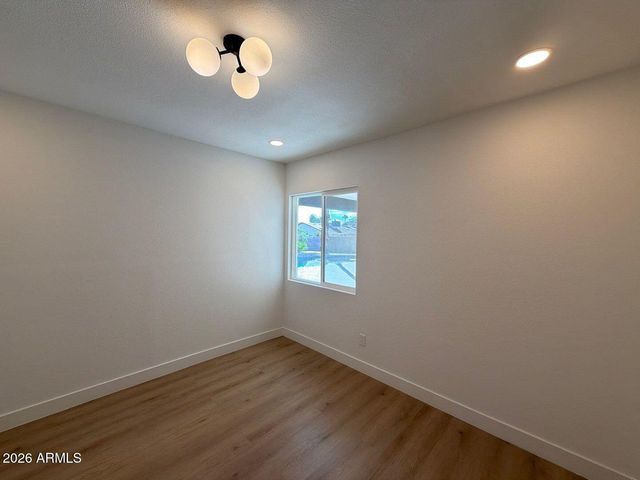 4939 E SWEETWATER Avenue, Scottsdale, AZ 85254